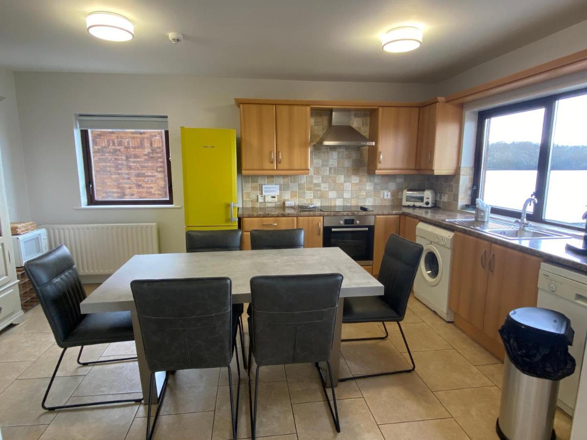 Tullybay Holiday Homes Luaran gambar